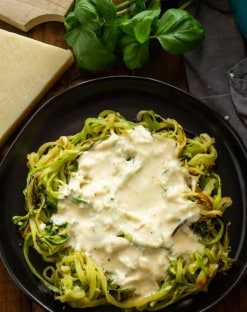 Low Carb Garlic Cream Sauce