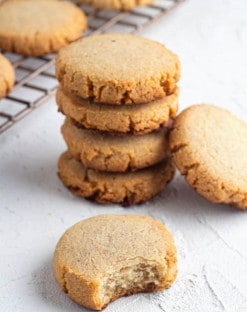 Keto-Gingersnap-Cookies