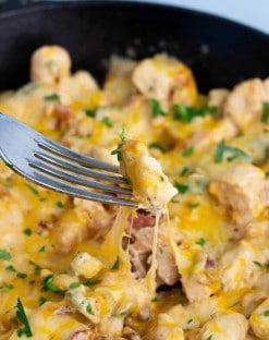 Jalapeno Popper Chicken Skillet