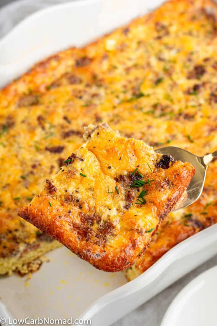 Easy Low Carb Breakfast Casserole with Eggs, Bacon, Cheese and Sausage ...
