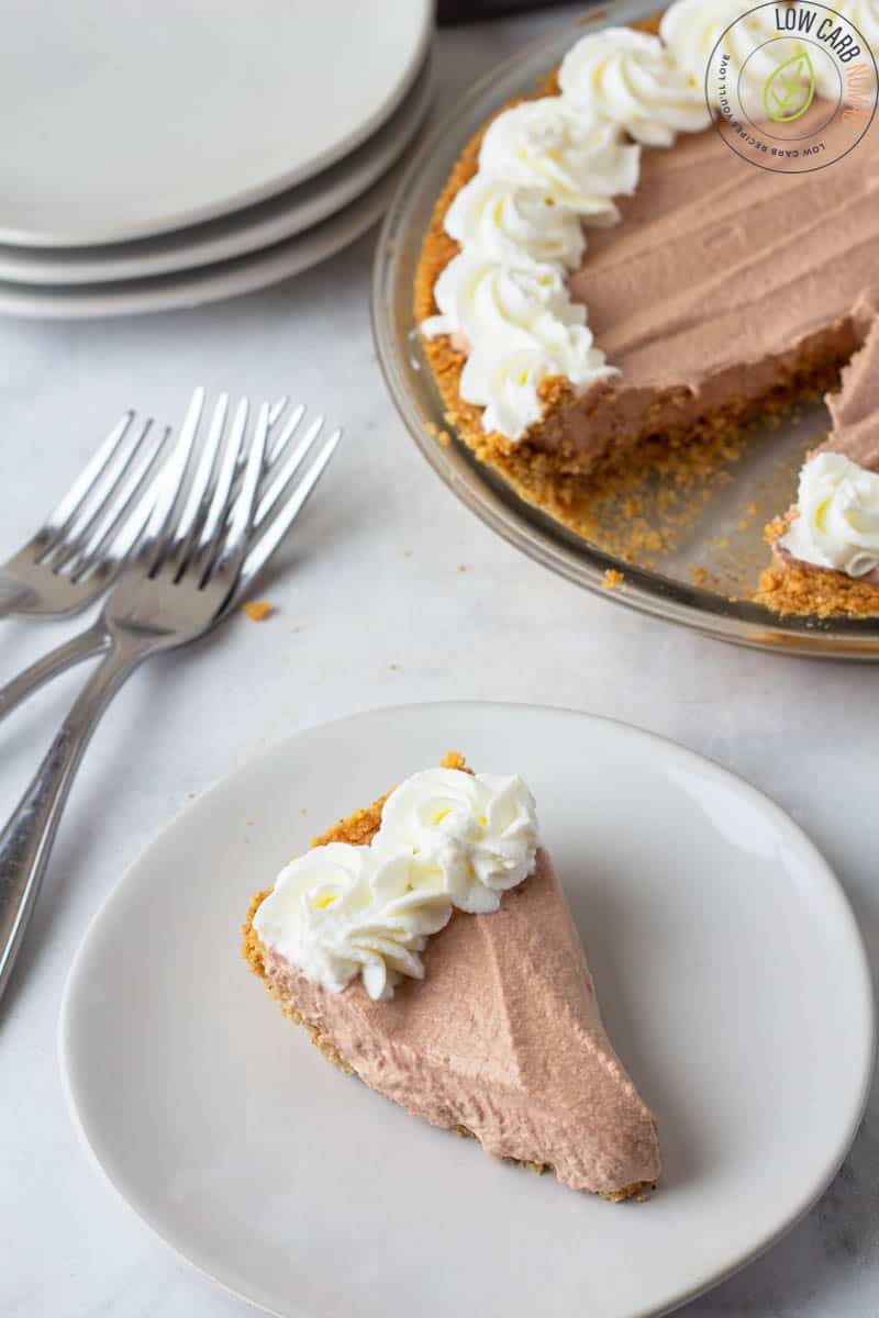 Keto Chocolate Mousse Pie