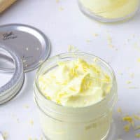 low carb Lemon Mousse