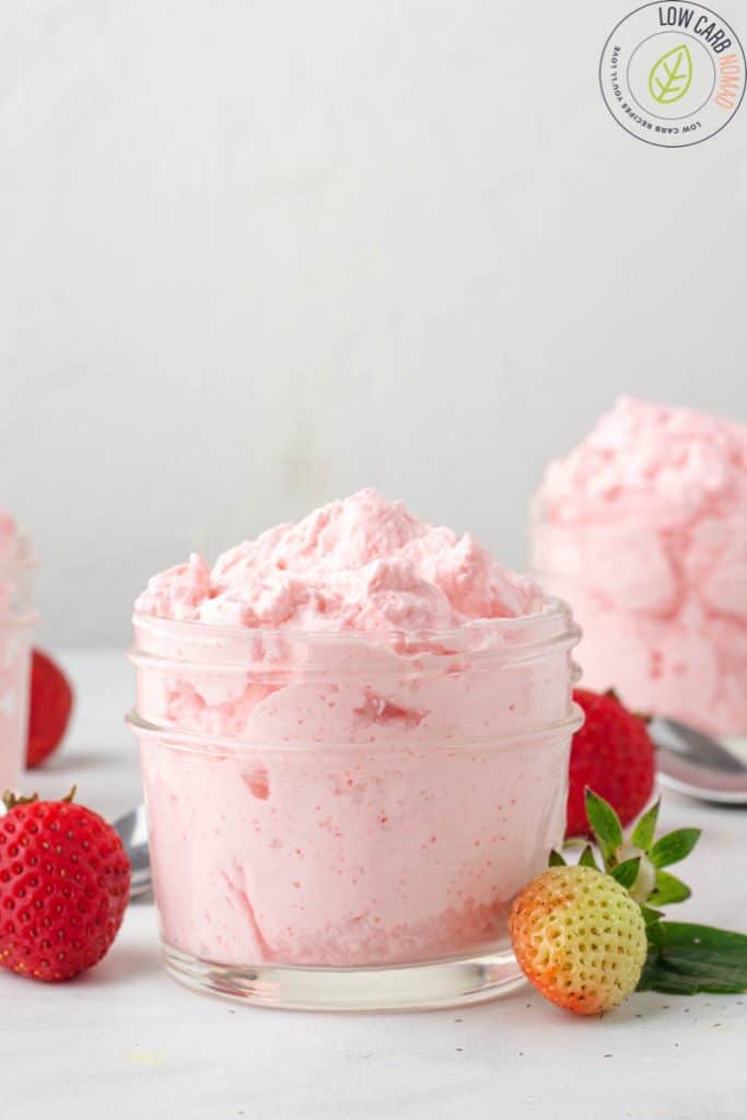 Easy Low Carb Strawberry Mousse • Low Carb Nomad