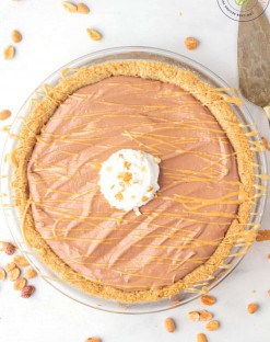 Chocolate Peanut Butter Keto Pie