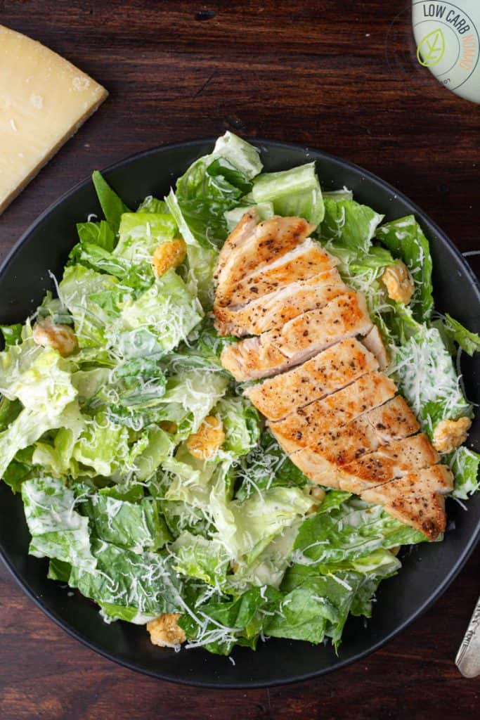 keto Caesar Salad with Chicken