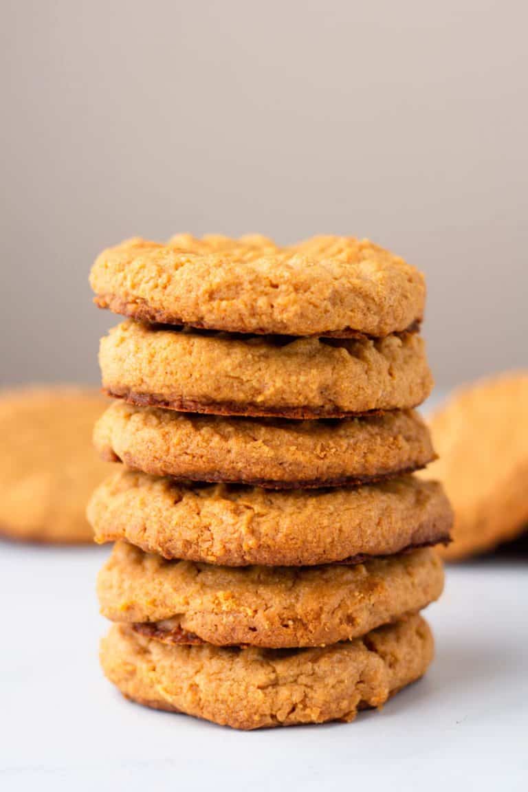 Keto Peanut Butter Cookies (Only 3 ingredients) • Low Carb Nomad